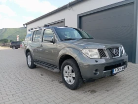 ����� �� �������� �� Nissan Pathfinder ������ 