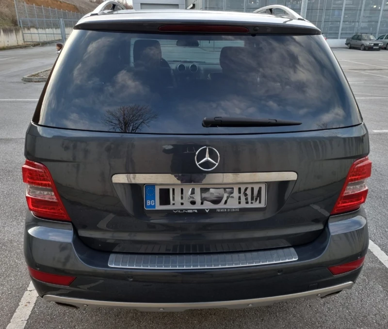 Mercedes-Benz ML 350, снимка 4 - Автомобили и джипове - 47440354