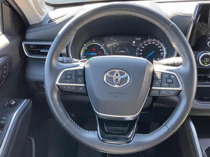 Toyota Highlander 2.5HEV/EXECUTIVE/243HP/CAM/7-SEATS/AMBI/KLESS/729f, снимка 10 - Автомобили и джипове - 51670763