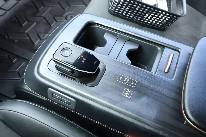 Nissan Ariya ENGAGE FWD, снимка 14 - Автомобили и джипове - 55803950