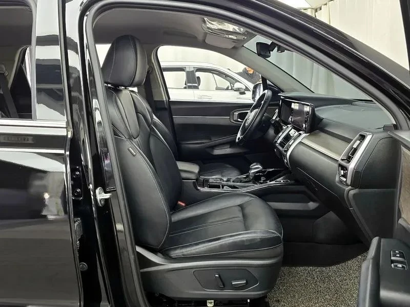 Kia Sorento, снимка 11 - Автомобили и джипове - 56737327