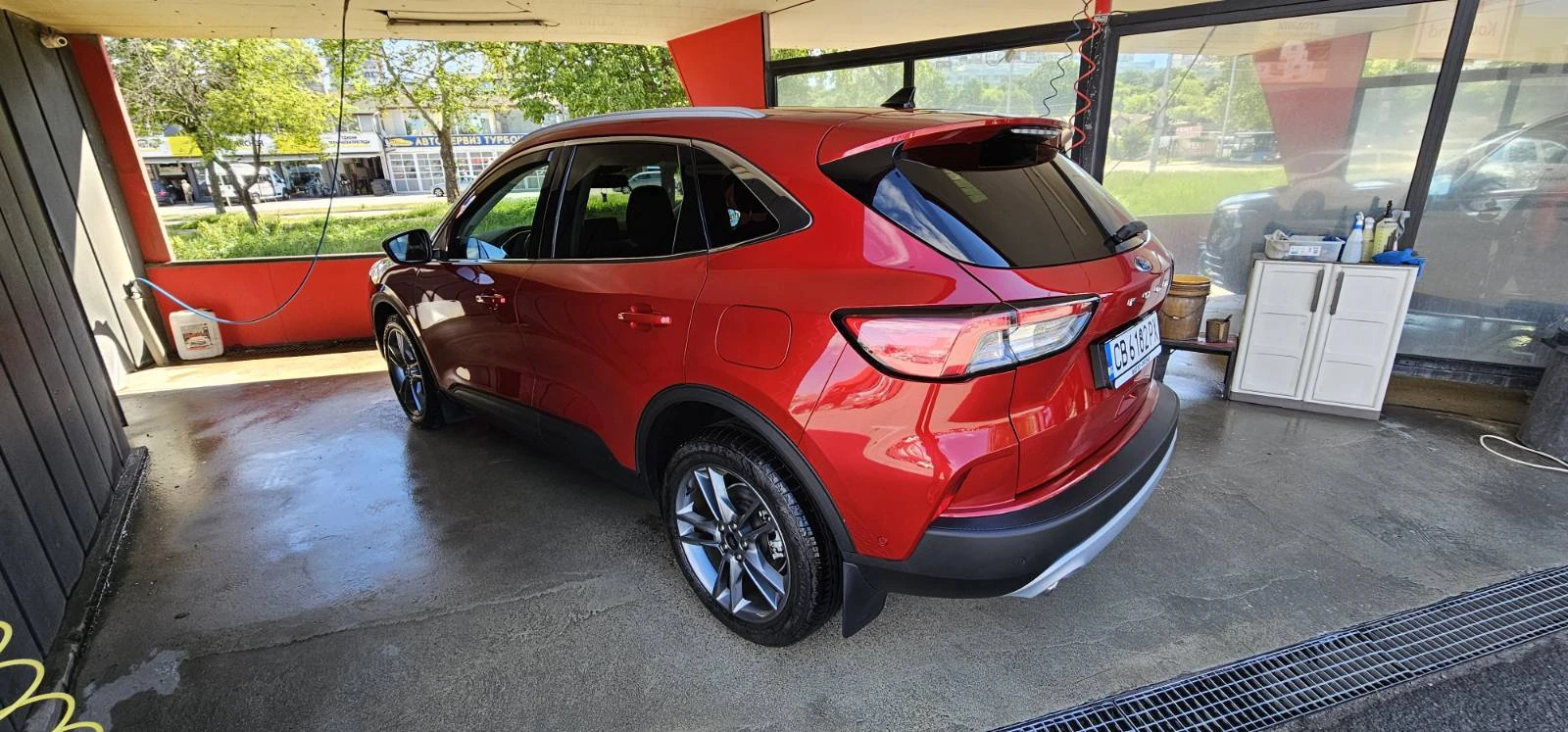 Ford Kuga 2.0 D mild hybrid - изображение 2