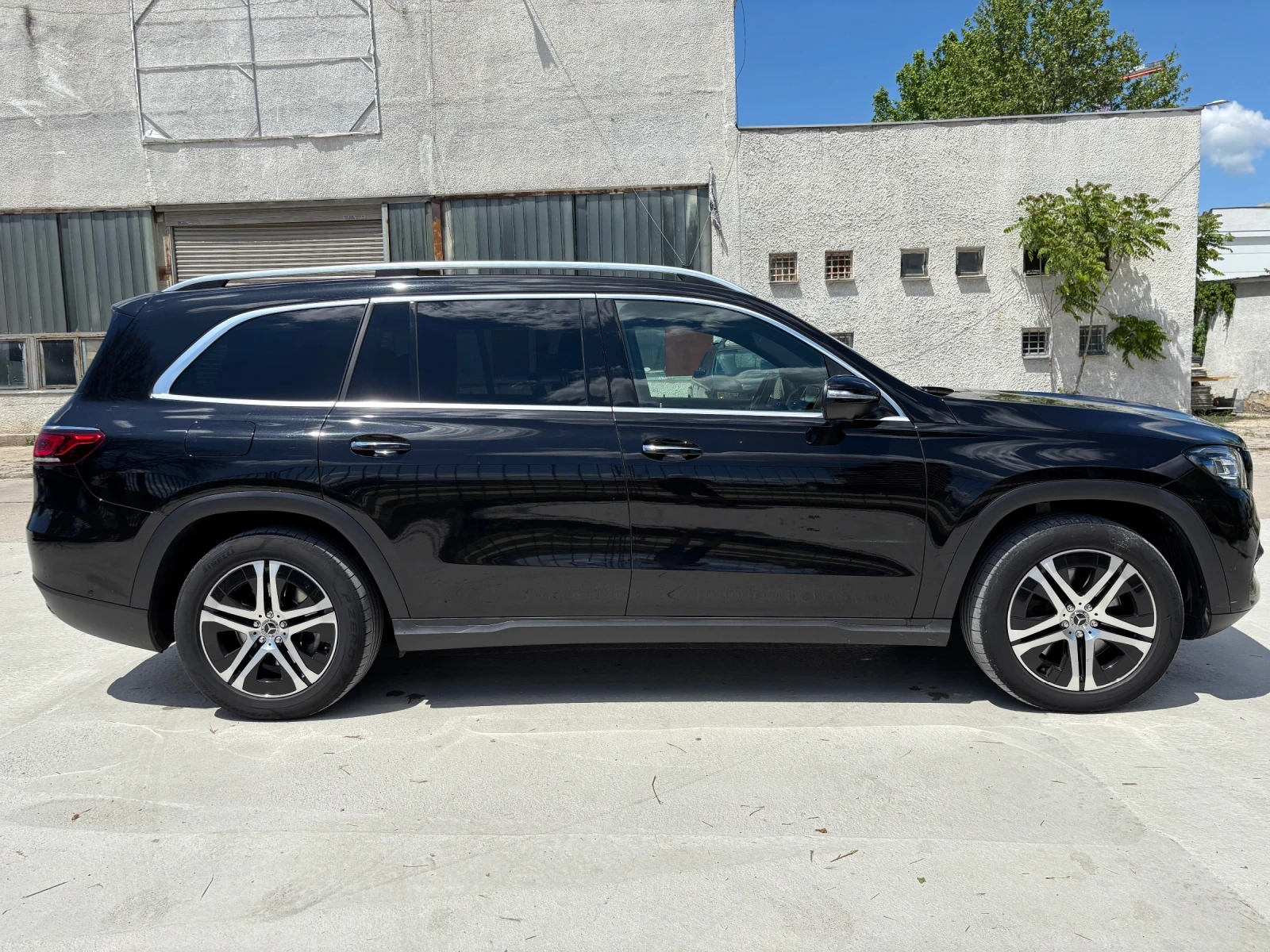 Mercedes-Benz GLS 400 * 4MATIC* BURMESTER * VIP * TV - изображение 6