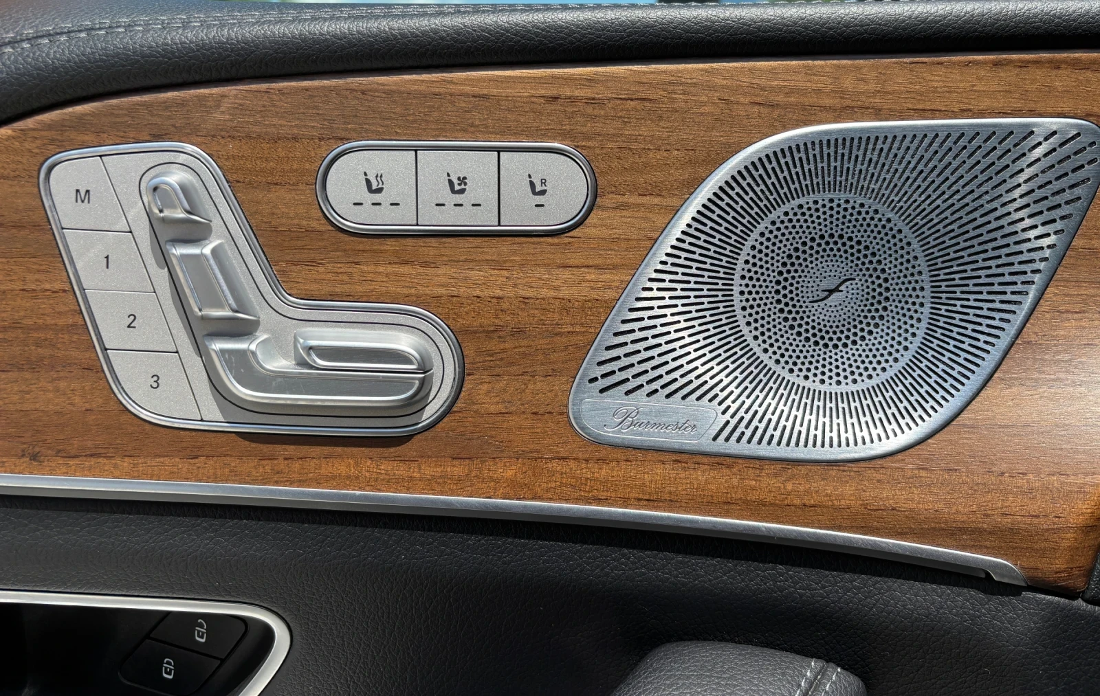 Mercedes-Benz GLS 400 * 4MATIC* BURMESTER * VIP * TV - изображение 8