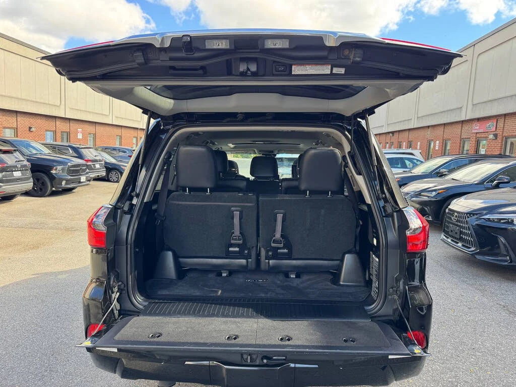 Lexus LX *  *    *   *  | Mobile.bg   17