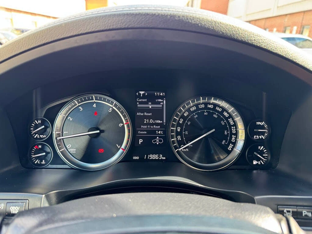 Lexus LX *  *    *   *  | Mobile.bg   11