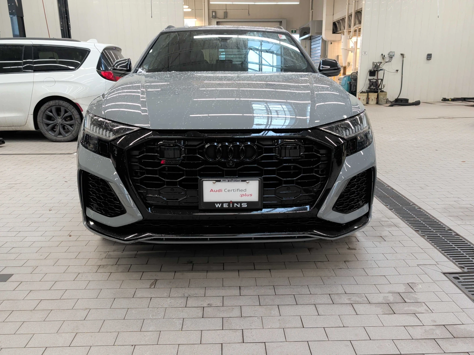 Audi RSQ8 * CARFAX * БЕЗ ПЪРВОНАЧАЛНА ВНОСКА - изображение 2