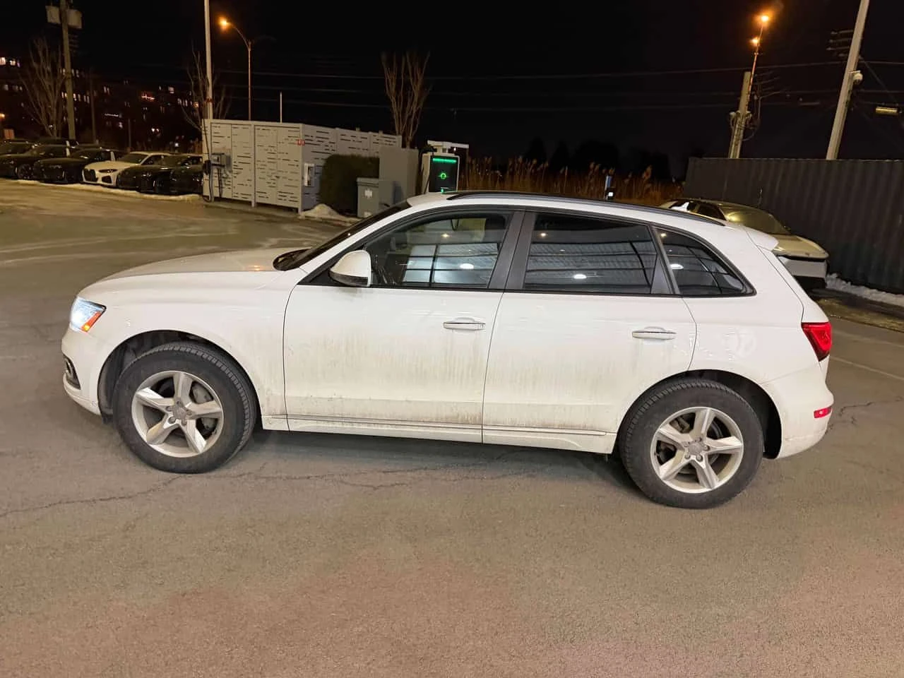 Audi Q5 * 2.0T Komfort * CARFAX * БЕЗ ПЪРВОНАЧАЛНА ВНОСКА - изображение 2