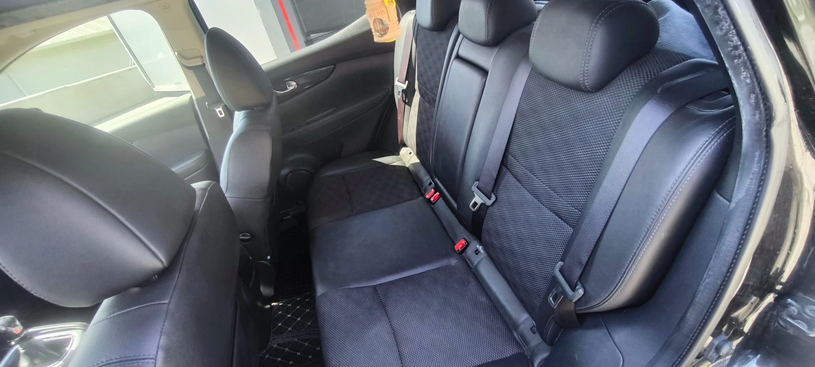 Nissan Qashqai Premium, снимка 14 - Автомобили и джипове - 54172393