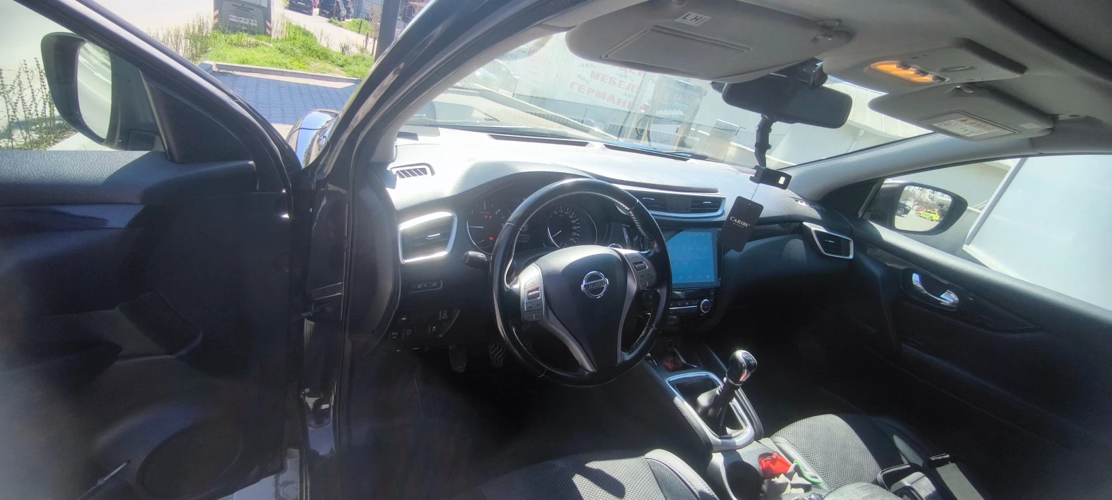 Nissan Qashqai Premium, снимка 8 - Автомобили и джипове - 54172393