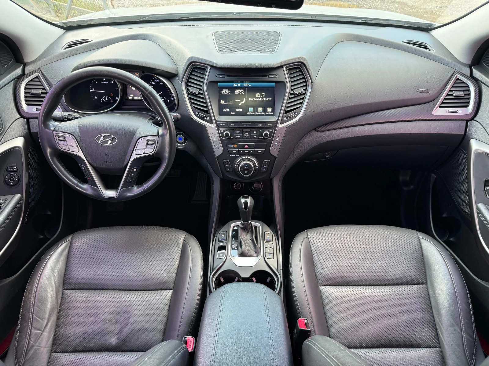 Hyundai Santa fe 2.2 CRDi 4WD ! Exclusive Special !, снимка 9 - Автомобили и джипове - 55324915