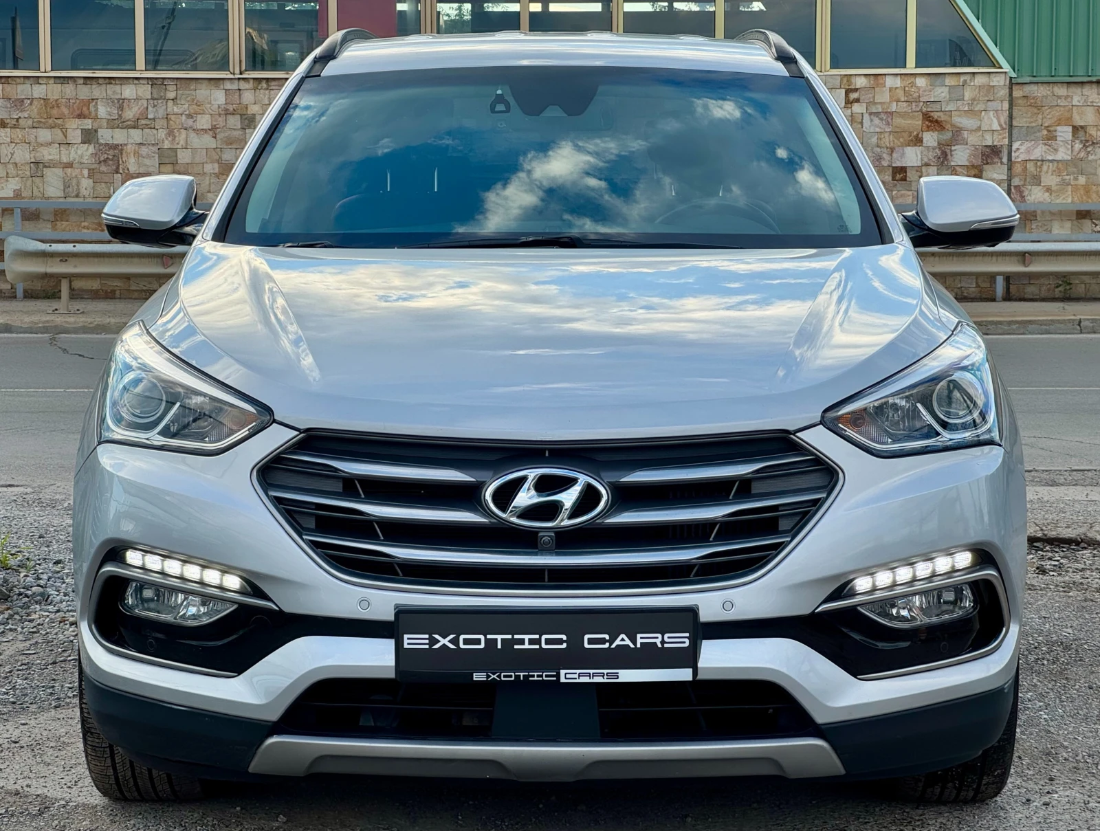 Hyundai Santa fe 2.2 CRDi 4WD ! Exclusive Special !, снимка 2 - Автомобили и джипове - 55324915