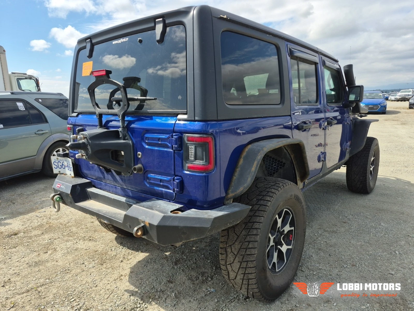 Jeep Wrangler, снимка 3 - Автомобили и джипове - 55928741