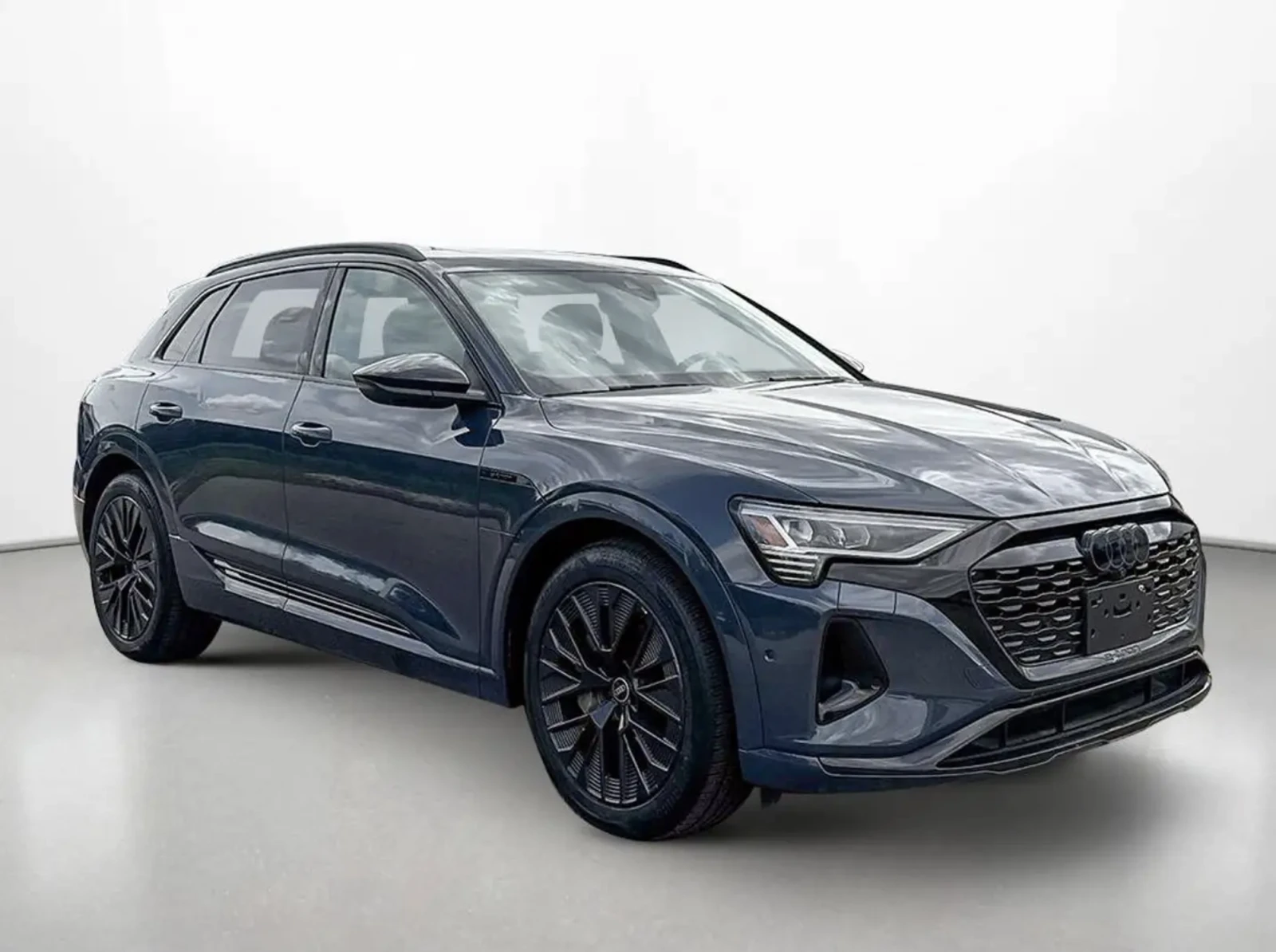Audi Q8 2024 Audi Q8 e-tron, снимка 3 - Автомобили и джипове - 56196818