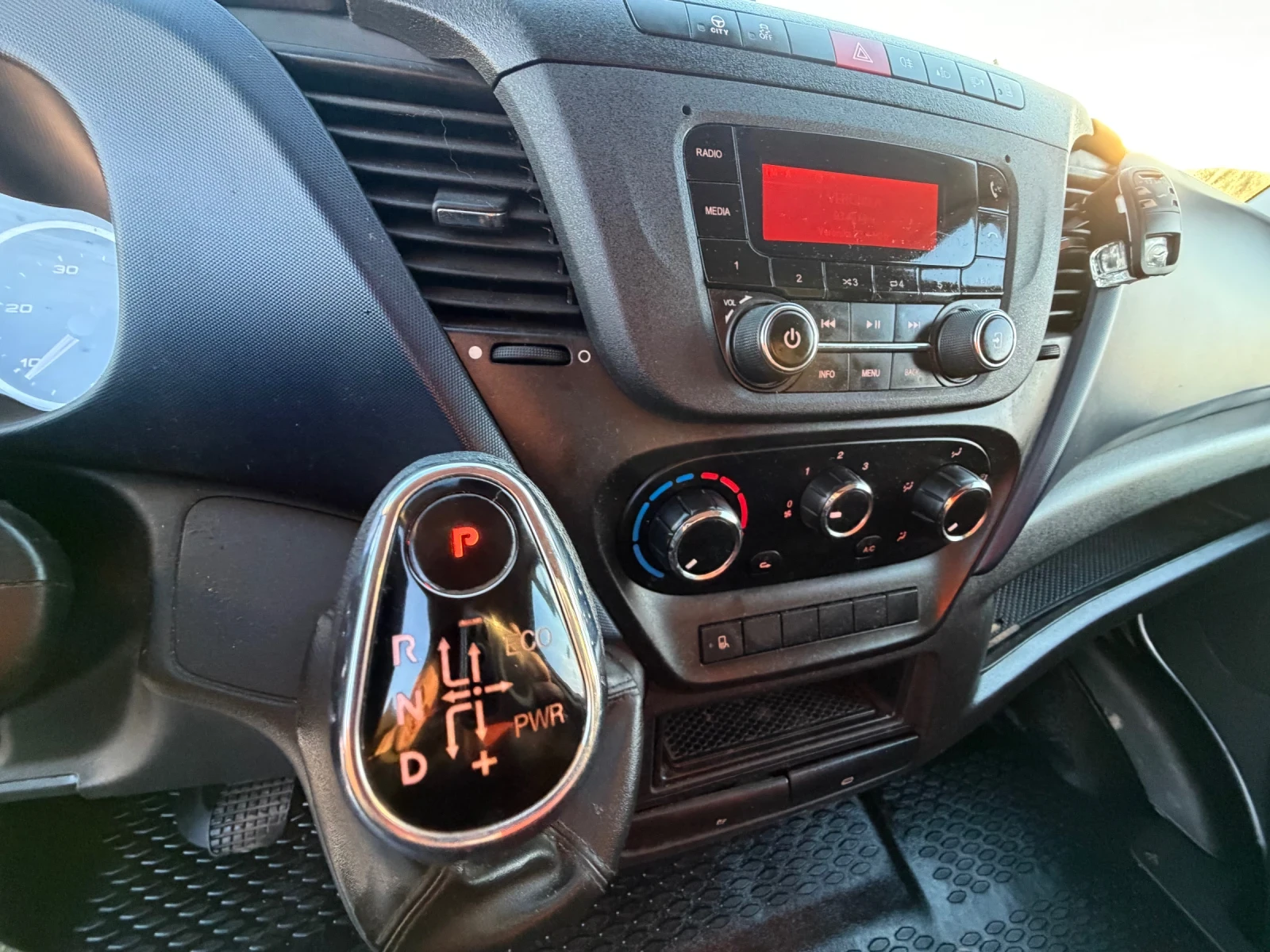 Iveco Daily L3H3!35-180!3.0!HI-MATIC!��.���� ��3.5�! | Mobile.bg � ����������� 12