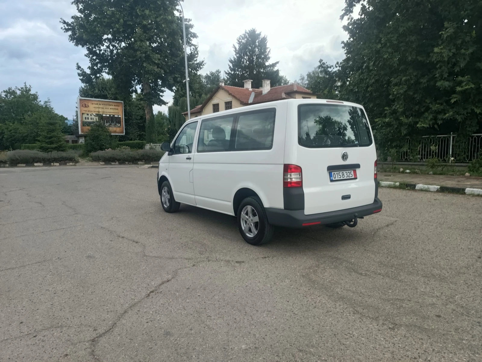 VW T5 2.0TDI 9МЕСТЕН НОВ ВНОС , снимка 7 - Бусове и автобуси - 55218477