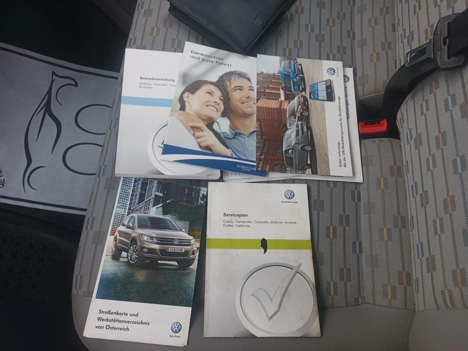VW T5 2.0TDI 9МЕСТЕН НОВ ВНОС , снимка 16 - Бусове и автобуси - 55218477