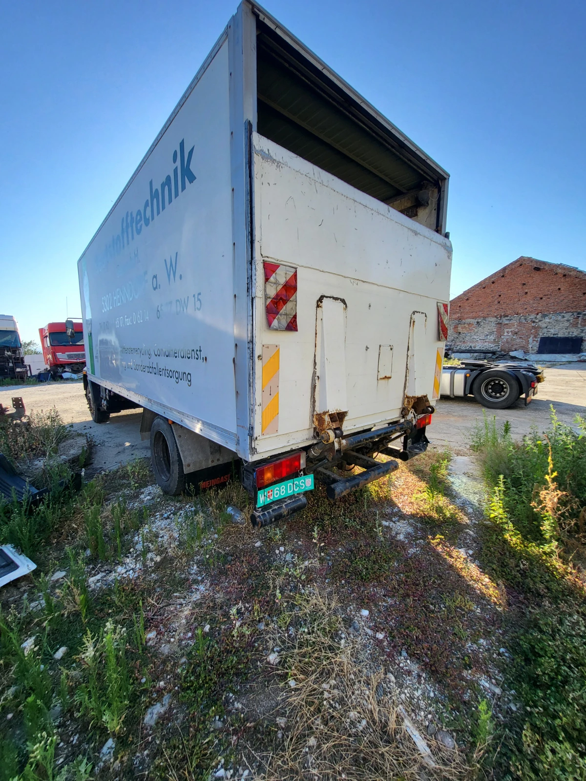 Man 14284 . | Mobile.bg   5