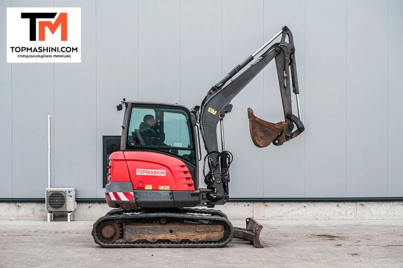 Багер Volvo ECR 48C