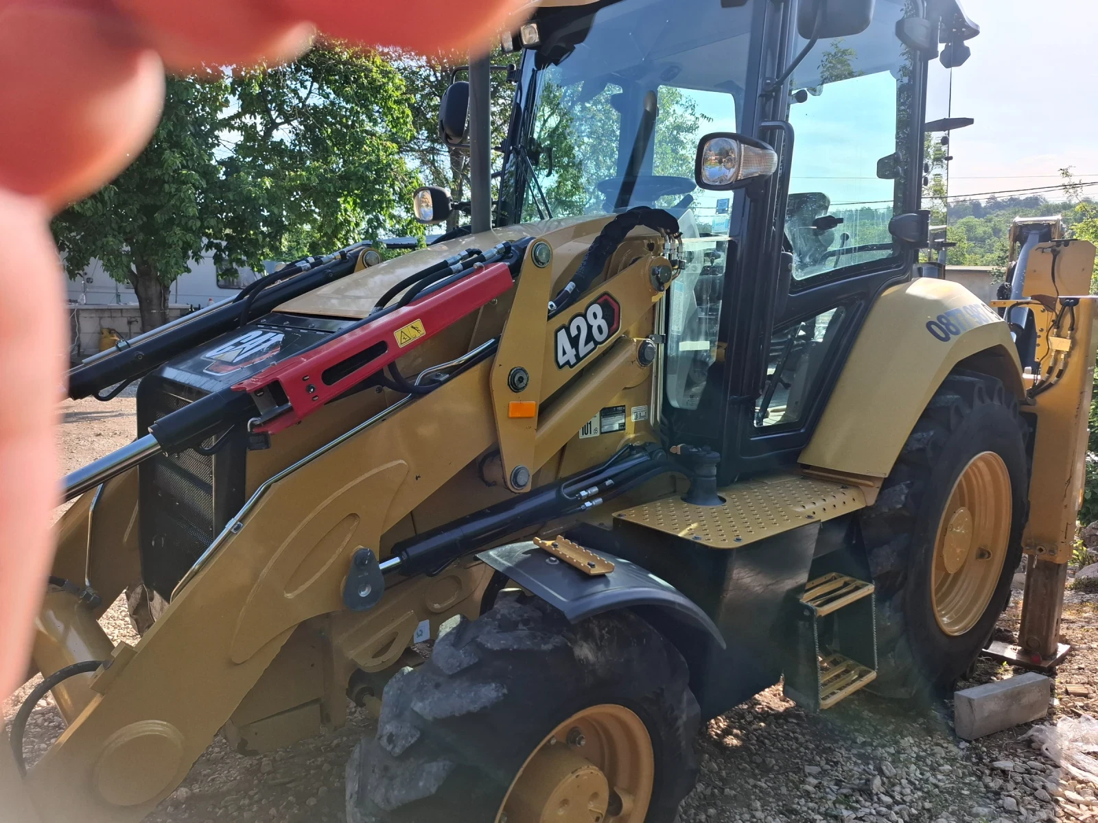 Челен товарач Caterpillar 428 - изображение 5
