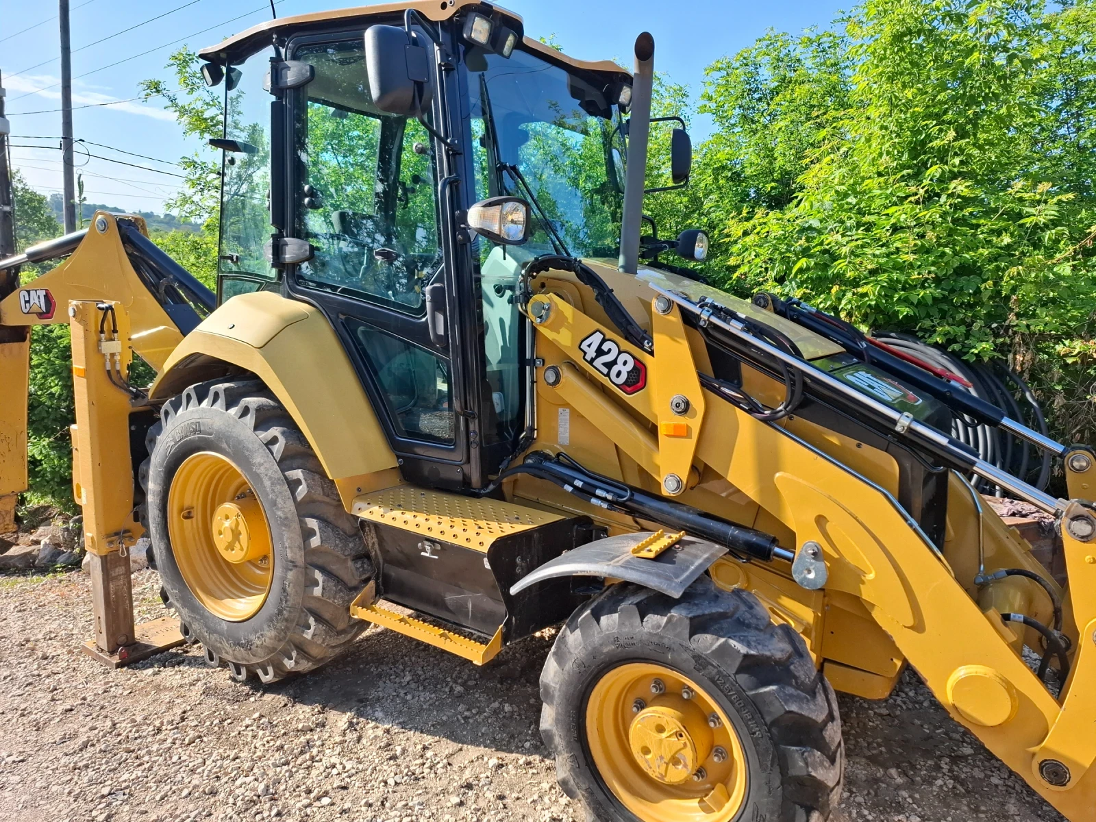 Челен товарач Caterpillar 428 - изображение 2