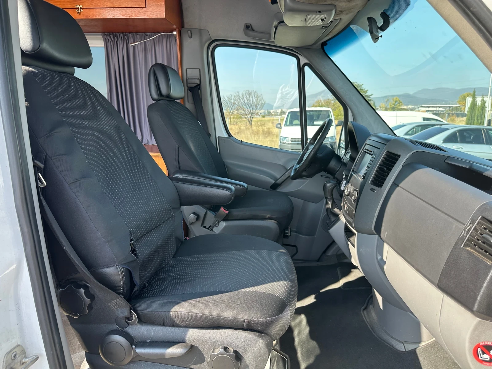 Кемпер Mercedes-Benz 319* КЕМПЕР* 190к.с* АВТОМАТИК* КЛИМАТРОНИК - изображение 9