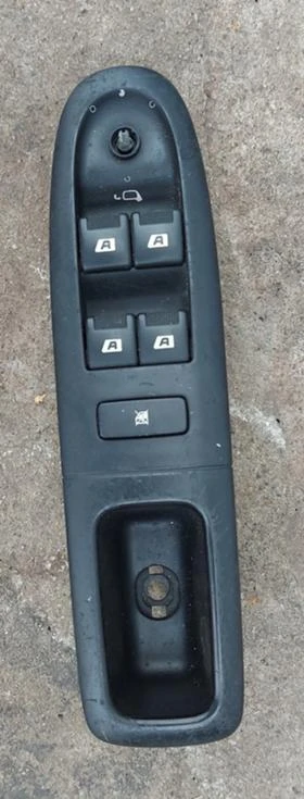 Панелче с копчета за ел.стъкла , снимка 1