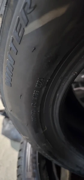 Гуми Зимни 215/60R18, снимка 4