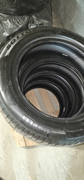 Гуми Зимни 215/60R18, снимка 5