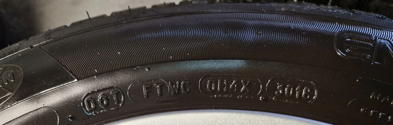 Гуми Летни 205/55R16, снимка 4 - Гуми и джанти - 54257518