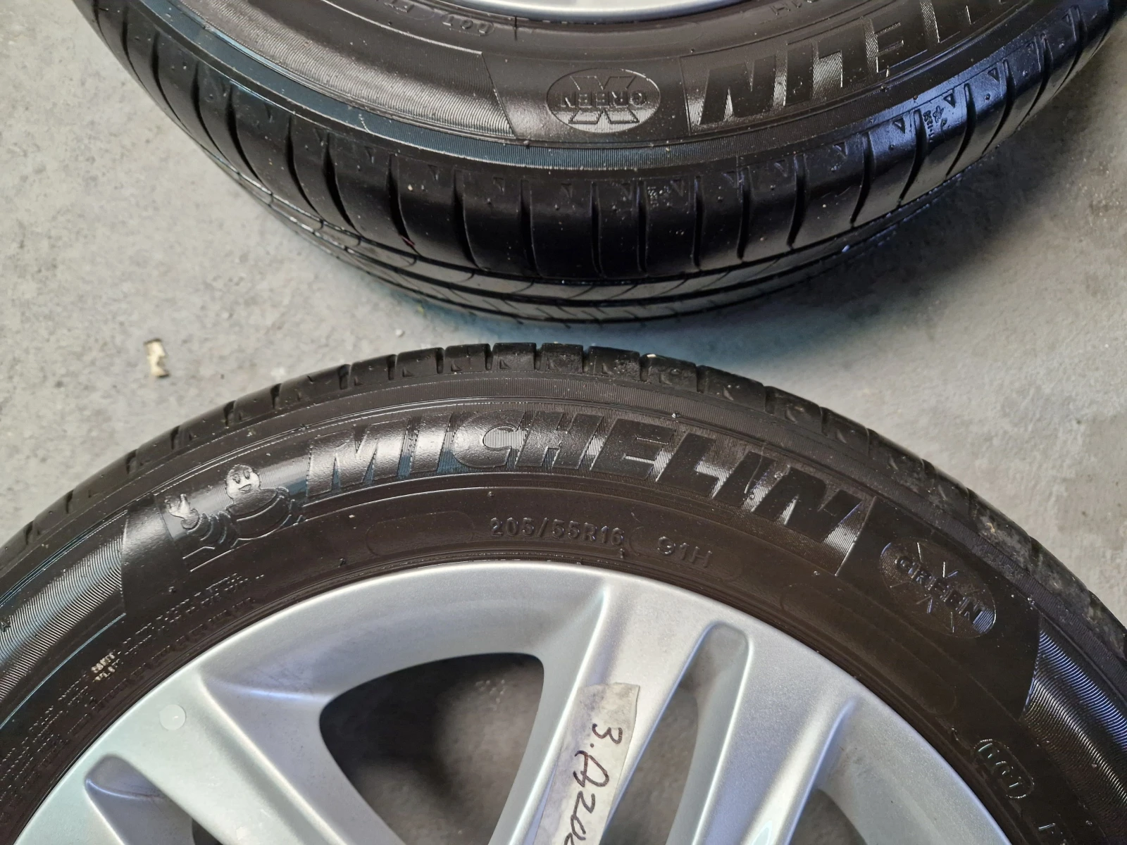 Гуми Летни 205/55R16, снимка 2 - Гуми и джанти - 54257518