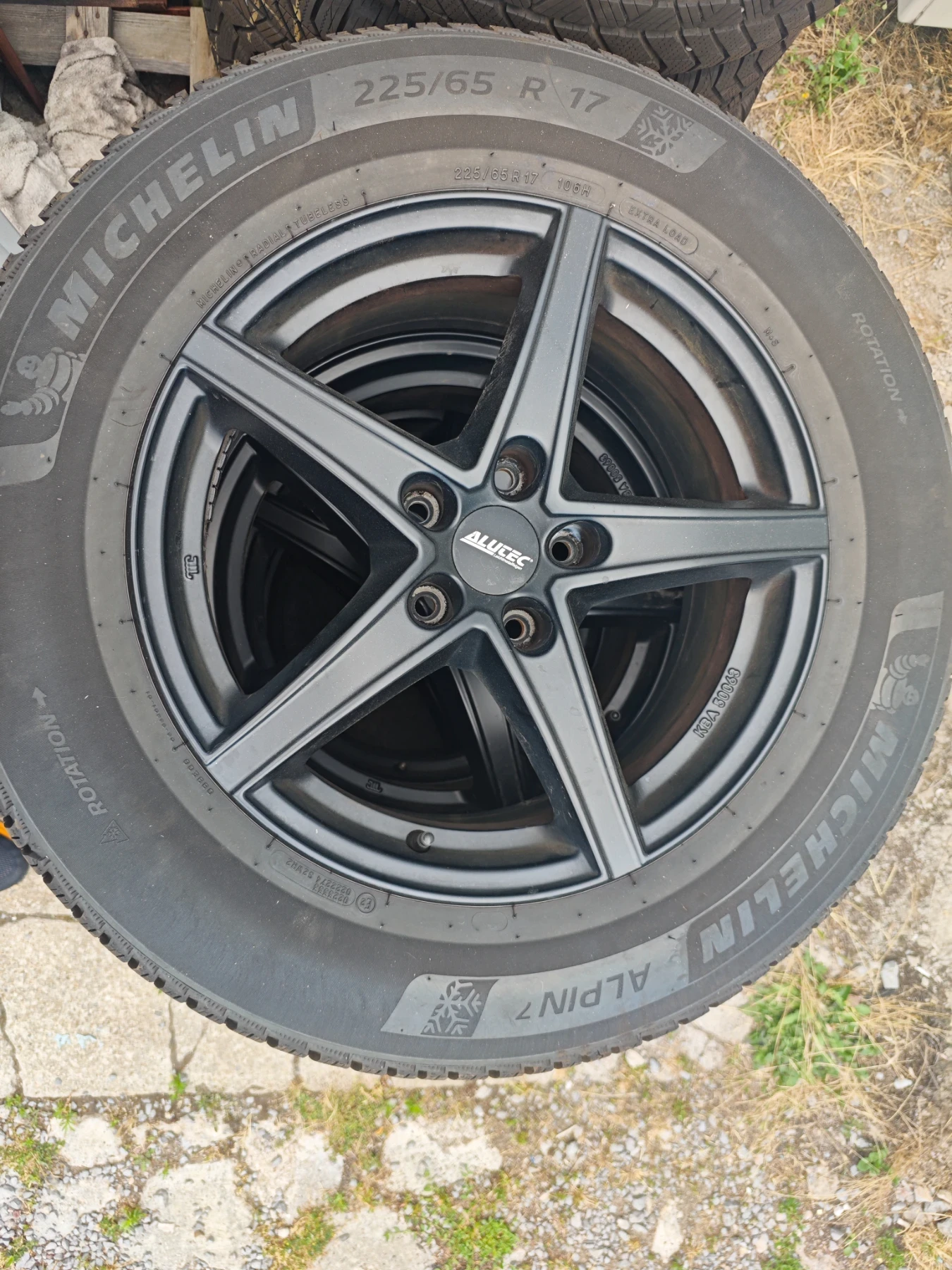 Гуми с джанти Michelin 225/65R17, снимка 3 - Гуми и джанти - 55159056