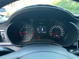 Kia K5, снимка 9