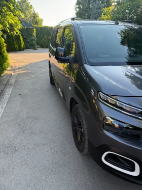 Citroen Berlingo пътнически , автоматик - 24800 € / 48504.58 лв. - 21673004 3