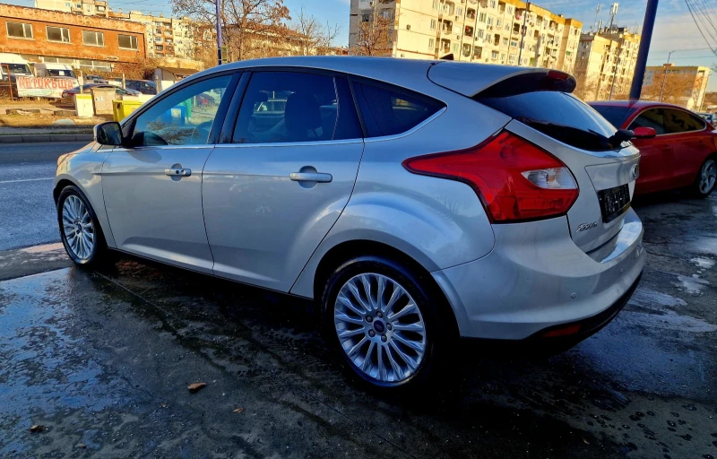 Ford Focus 1.6, снимка 5 - Автомобили и джипове - 48498300