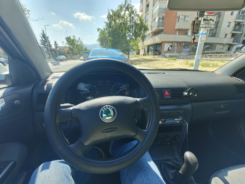 Skoda Octavia, снимка 5 - Автомобили и джипове - 51497565