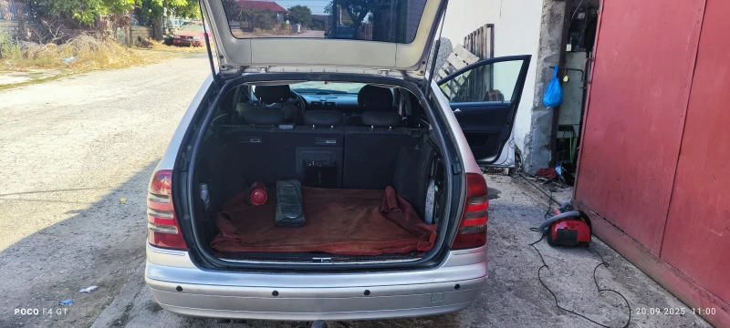 Mercedes-Benz C 270, снимка 7 - Автомобили и джипове - 51776332