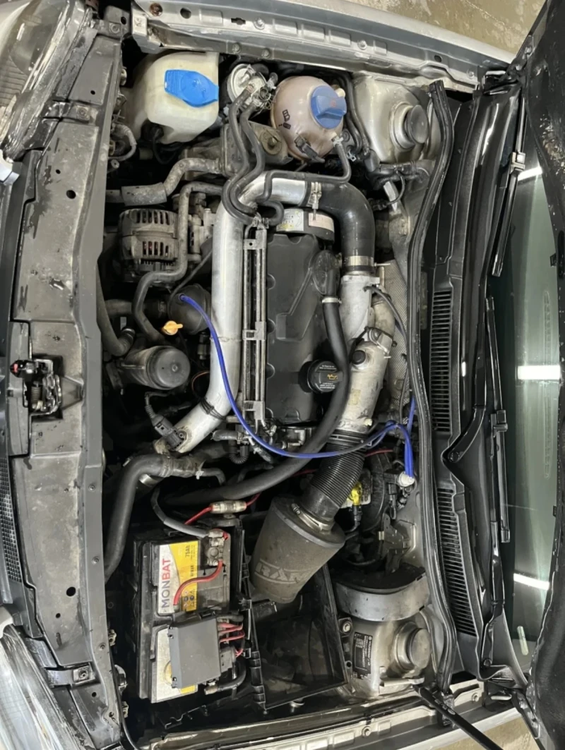 VW Golf 1.9 TDI, снимка 7 - Автомобили и джипове - 53031934