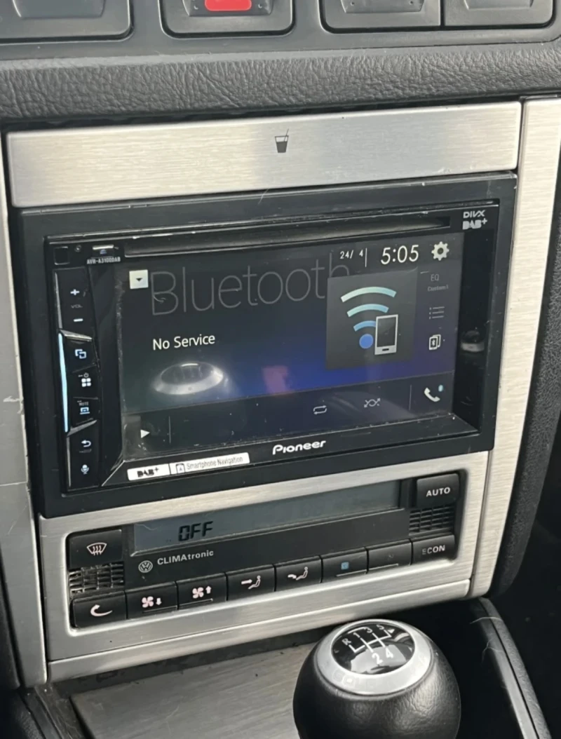 VW Golf 1.9 TDI, снимка 9 - Автомобили и джипове - 53031934