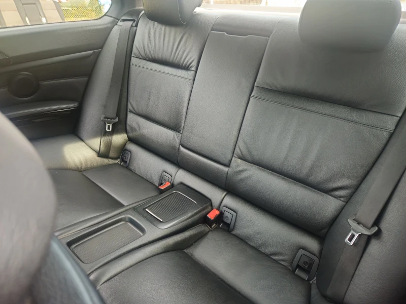 BMW 330 Е92 330d, снимка 16 - Автомобили и джипове - 53036211