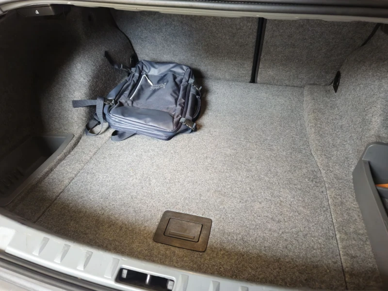 BMW 330 330d, снимка 13 - Автомобили и джипове - 53036211