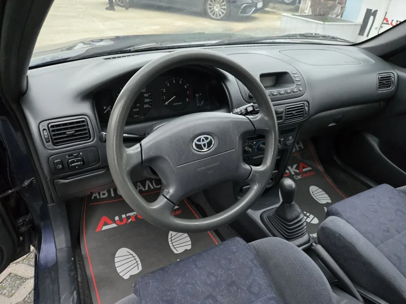 Toyota Corolla 1.4i-97кс= КЛИМАТИК, снимка 8 - Автомобили и джипове - 53445992