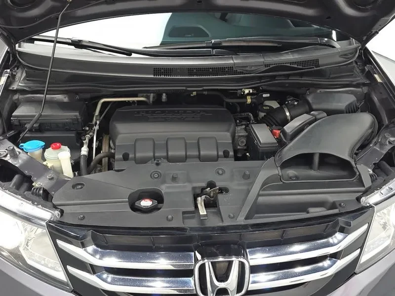 Honda Odyssey 3.5 Бензин, снимка 14 - Автомобили и джипове - 55492352