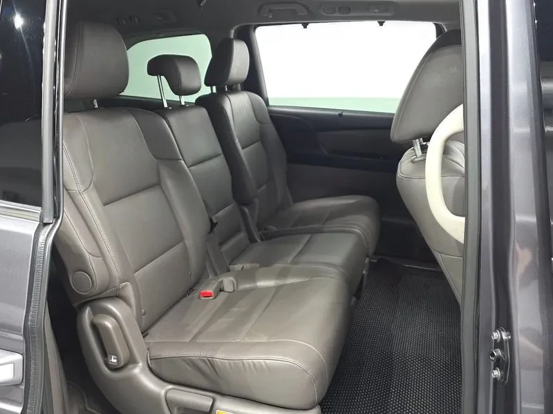 Honda Odyssey 3.5 Бензин, снимка 9 - Автомобили и джипове - 55492352