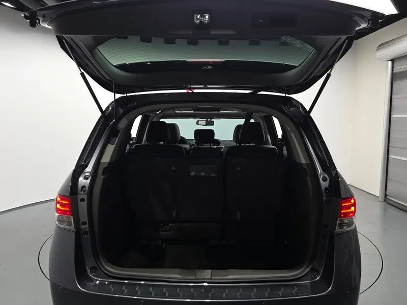 Honda Odyssey 3.5 Бензин, снимка 13 - Автомобили и джипове - 55492352