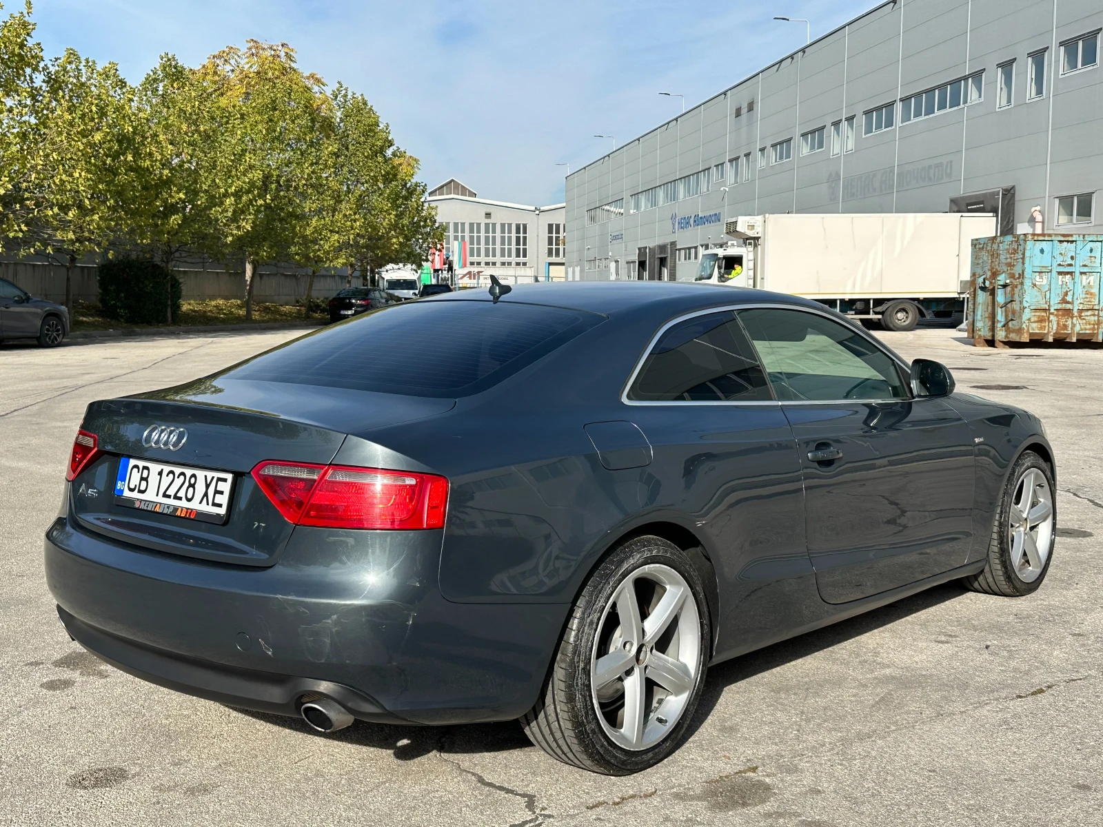 Audi A5 2.7TDI 190к.с. S Line - изображение 4