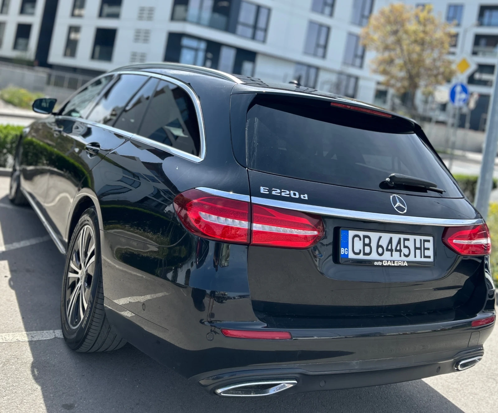 Mercedes-Benz E 220  - изображение 10