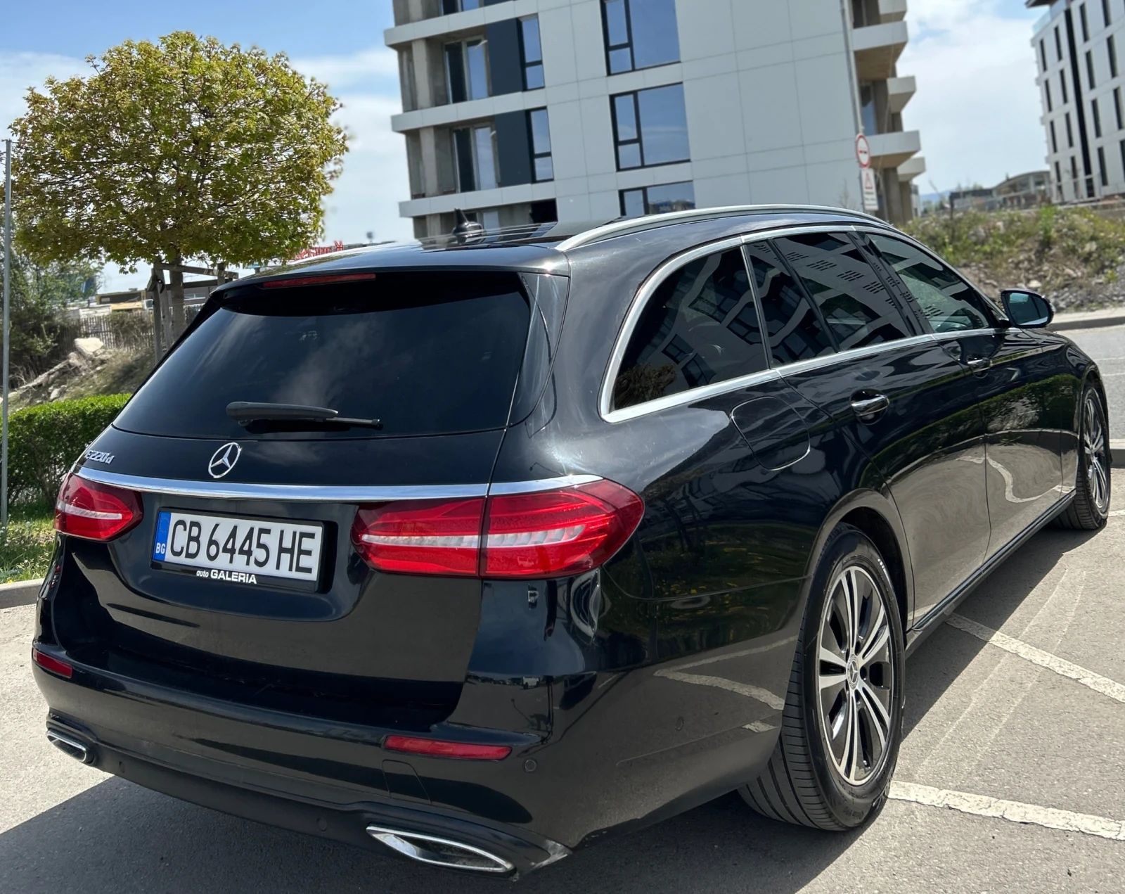 Mercedes-Benz E 220  - изображение 8