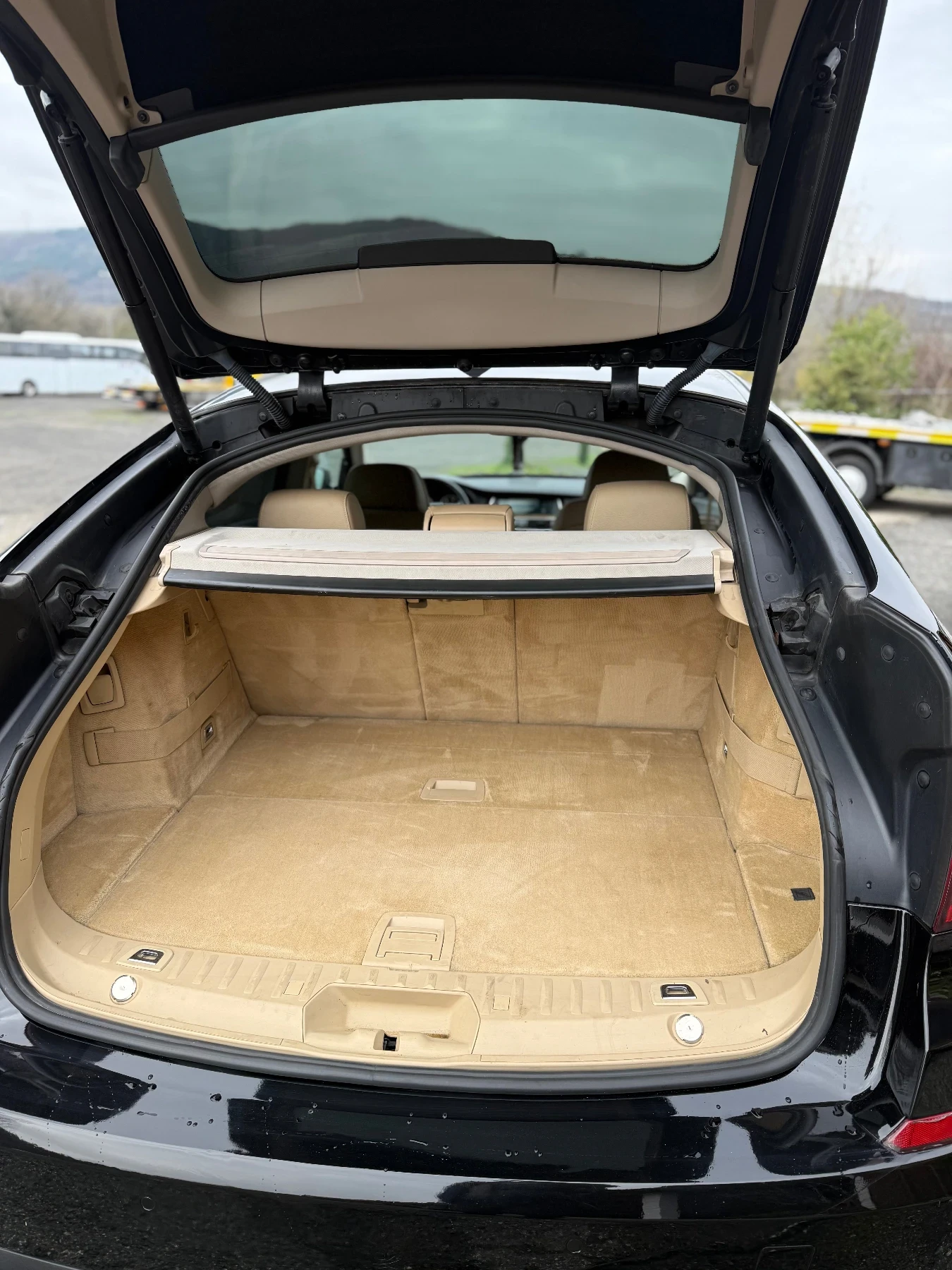 BMW 5 Gran Turismo 3.0D , Панорама  - изображение 8