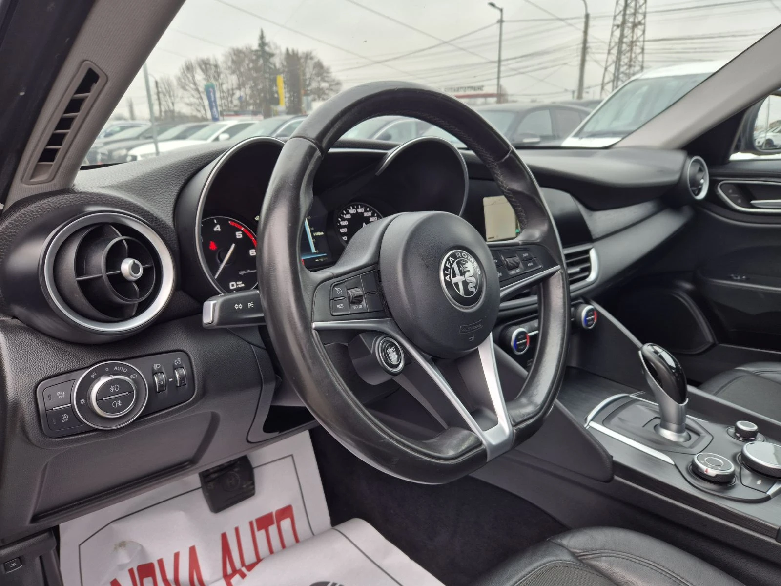 Alfa Romeo Giulia 2.2D-180кс-AUTOMATIC - изображение 8